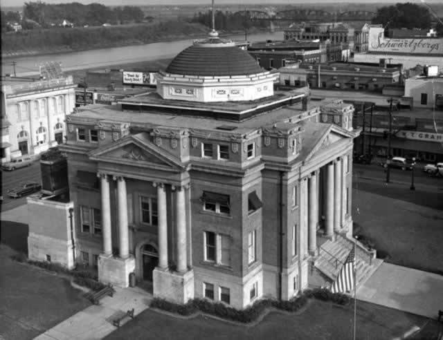 Alexandria Louisiana City Hall