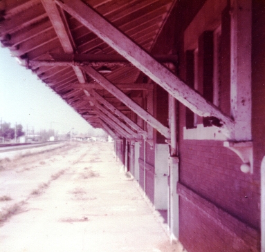 Abandoned Alexandria Louisiana Union Station prior to demolition for Interstate 49