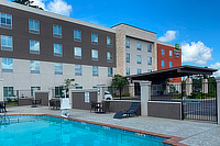 Holiday Inn Express and Suites, Pineville, Louisiana